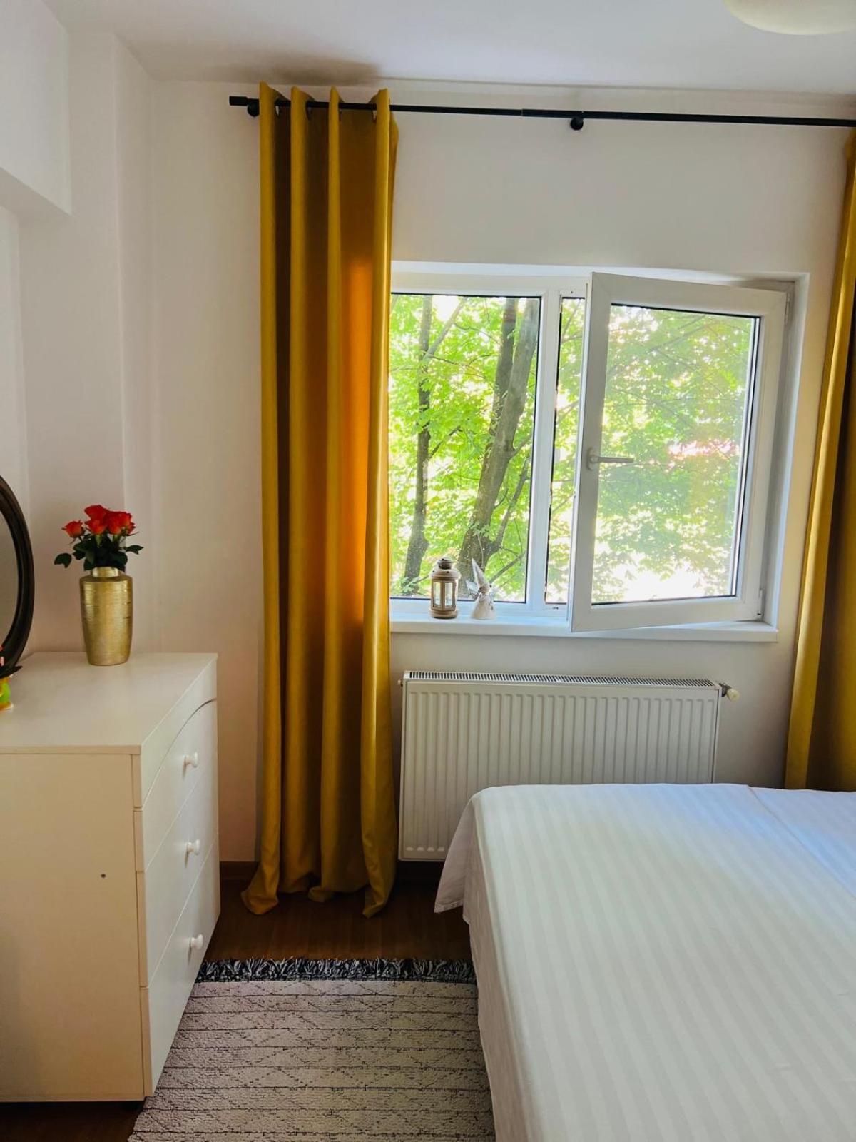 Apartament Lux Crialy - 75 M2 - Free Parking Тімішоара Екстер'єр фото